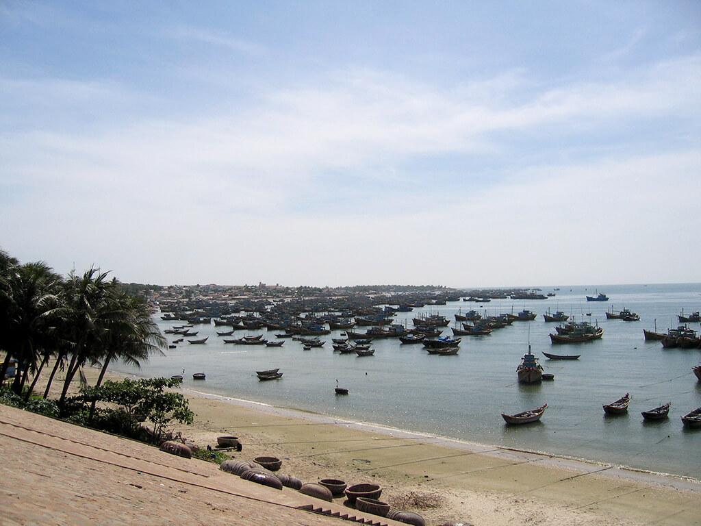 Mũi Né : Mũi Né :