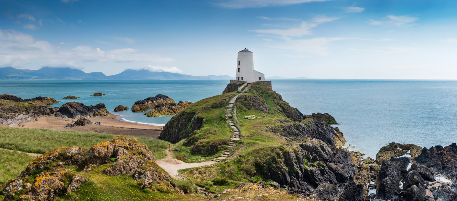 Wales: L'île de Ynys Llanddwyn au Pays de Galles Wales: L'île de Ynys Llanddwyn au Pays de Galles